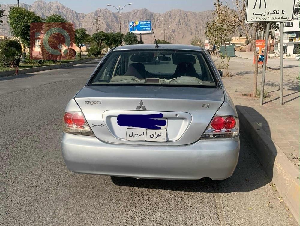 ميتسوبيشي لانسر